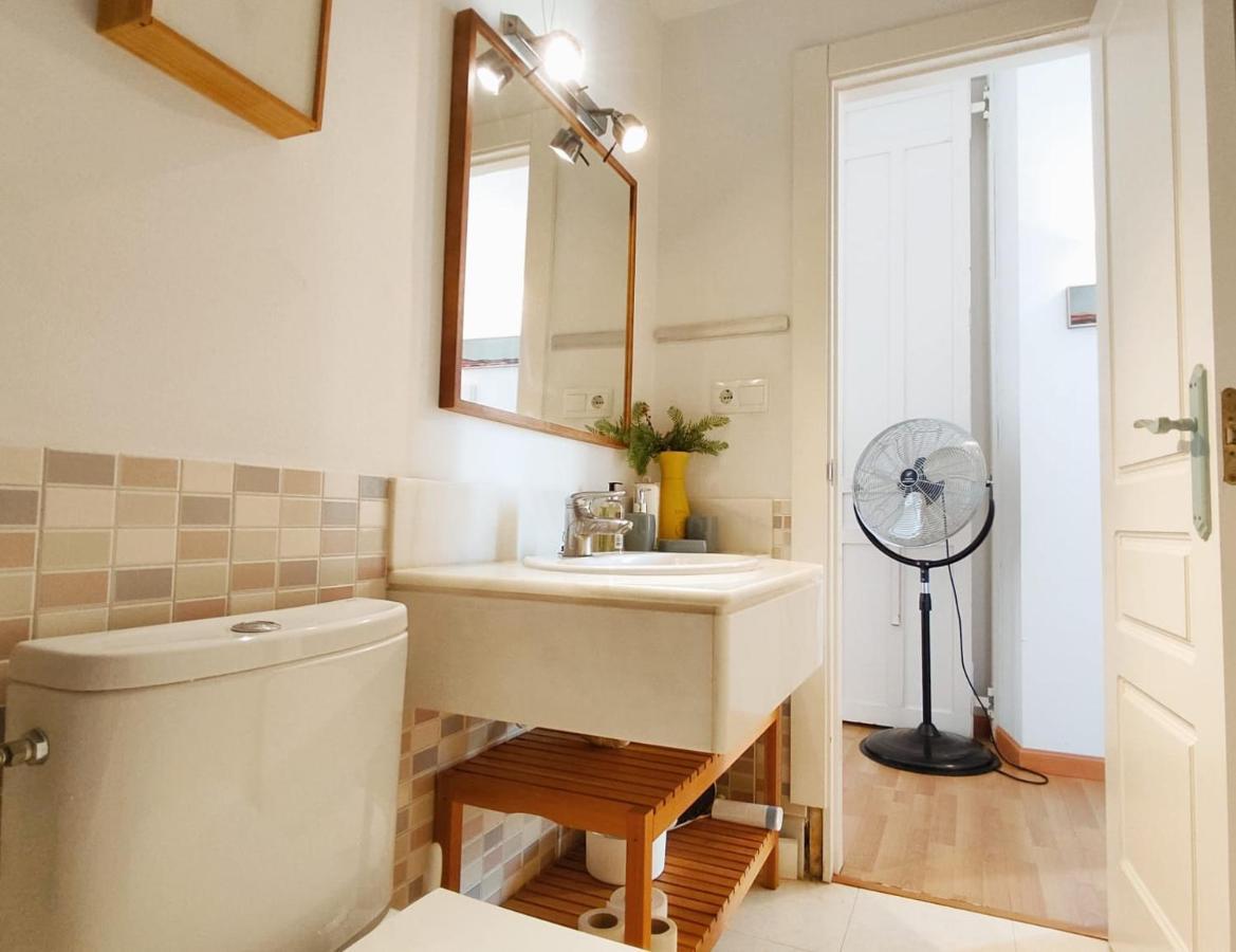 Homeyseville- Lovely Apartment In Seville City Center, Parking Optional Eksteriør bilde