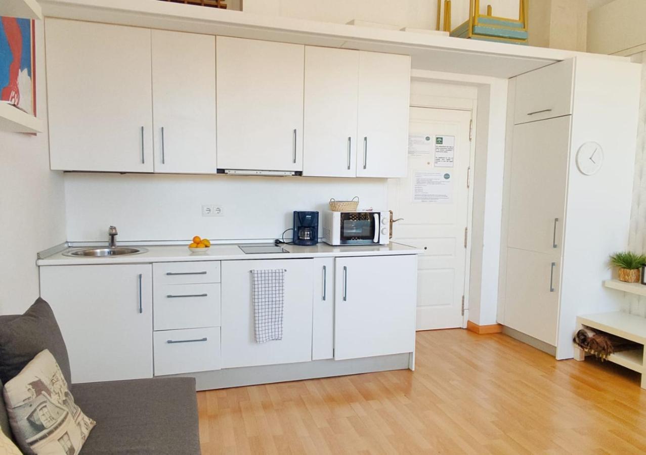 Homeyseville- Lovely Apartment In Seville City Center, Parking Optional Eksteriør bilde